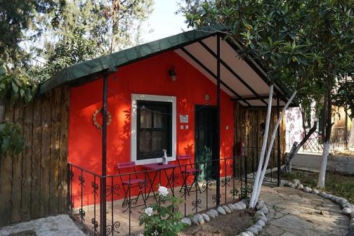 Likya Saklı Bahçe Otel *